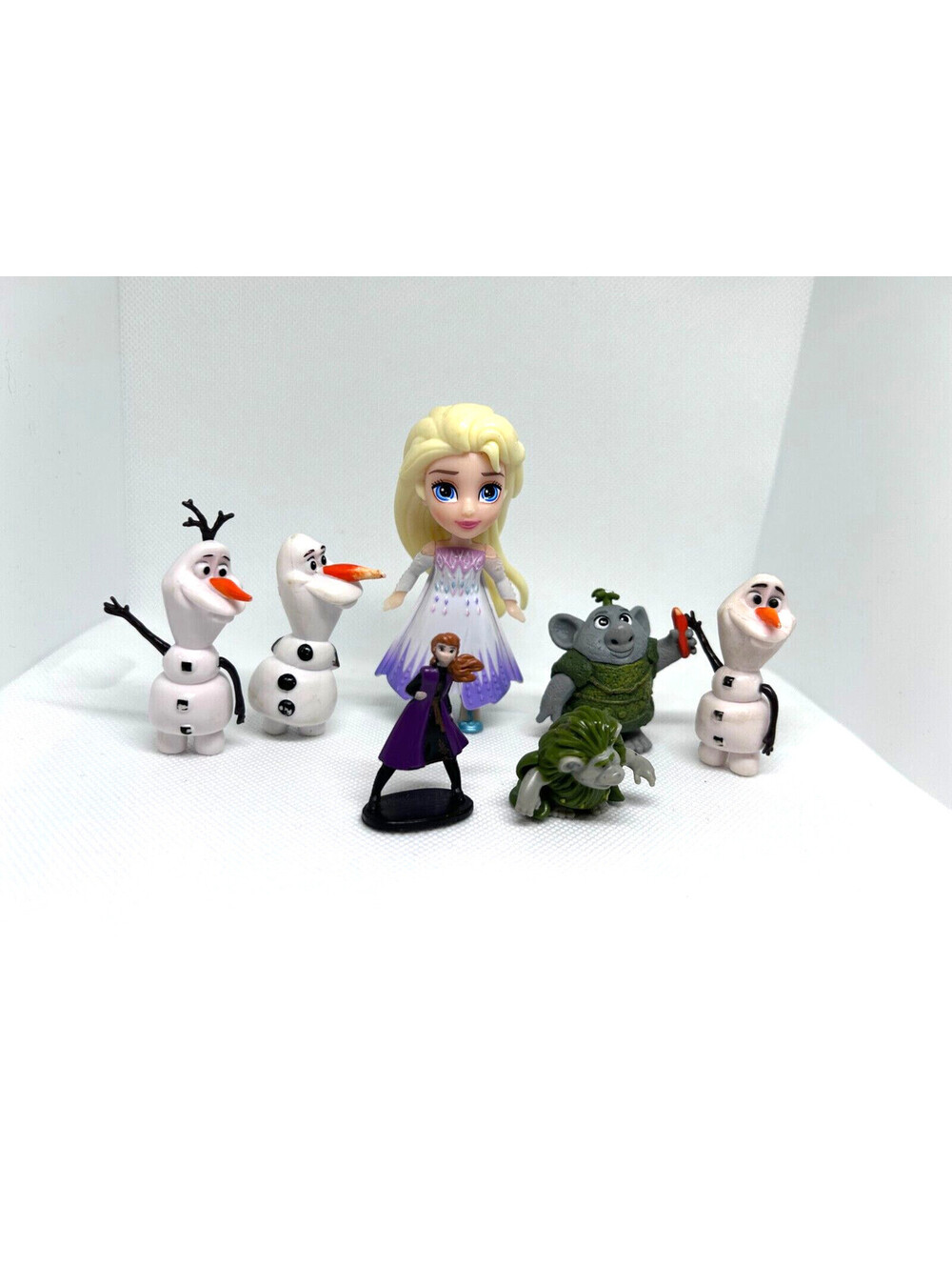 Lot of 7 Disney Frozen Figures